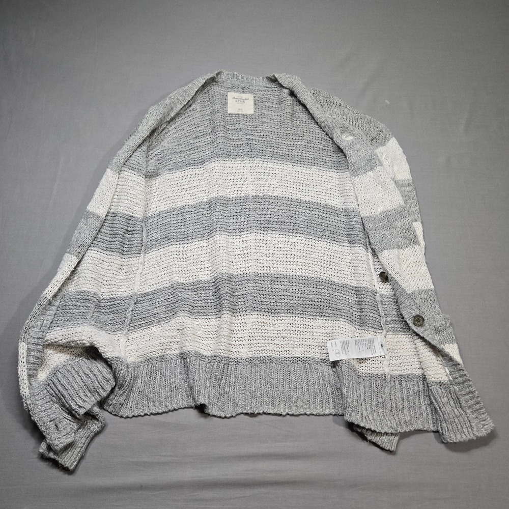 Y2K Abercrombie & Fitch Cardigan Sweater XS/S Gray White Striped Knit Soft Girl - Picture 3 of 7